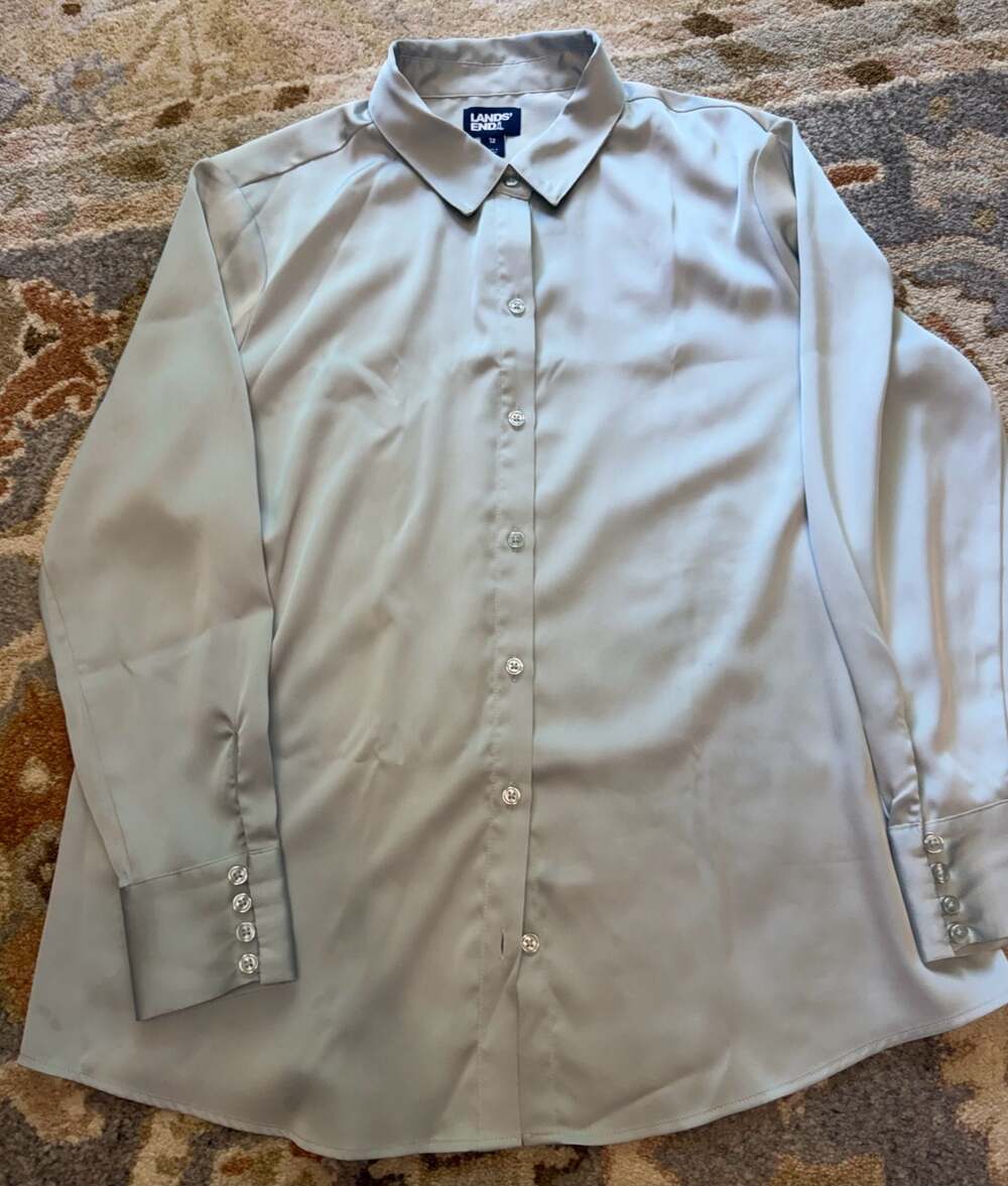 Lands' End Women's Size 12 Light Beige/ Blue Long Sleeve Satin Button-Up Shirt